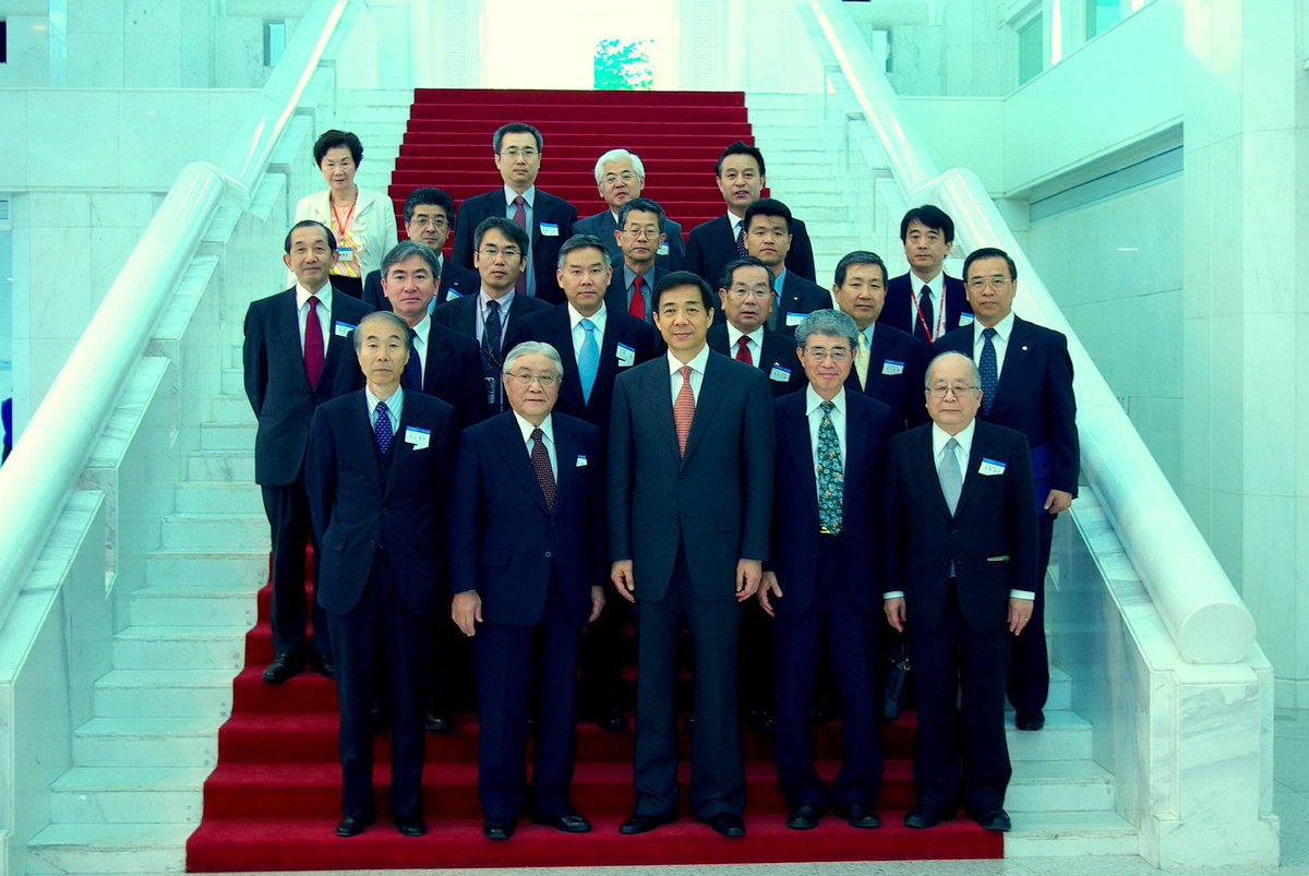 我实不知颦儿心中是何丘壑 tweet media