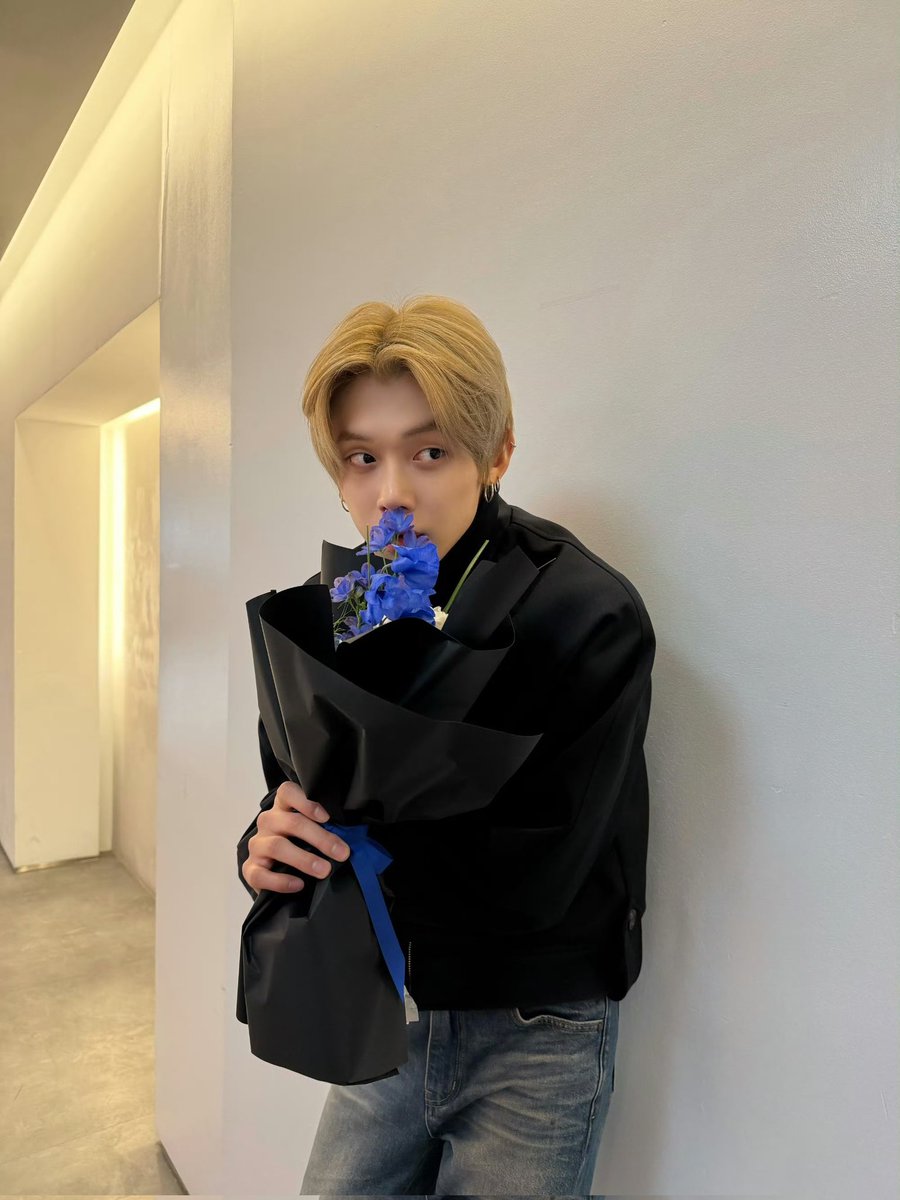 𝙆𝙄𝘼𝙉 𝙂𝙀𝙑𝘼𝙍𝙄𝙊. tweet media