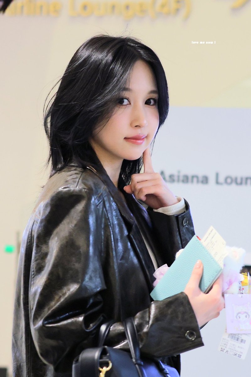 260314 너무귀여웡....ㅜ
#TWICE #트와이스 #MINA #미나 #ミナ