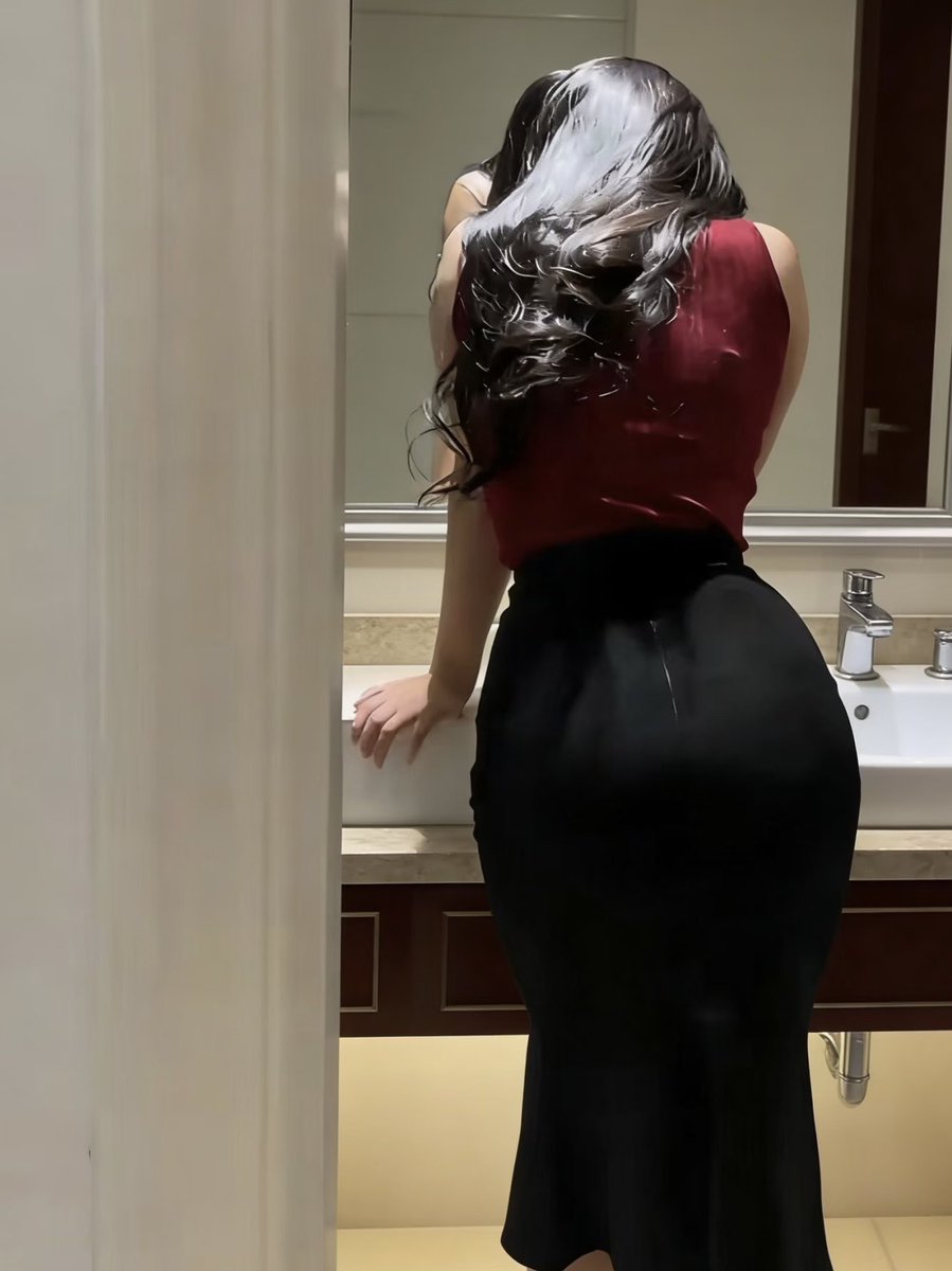 ……… tweet media