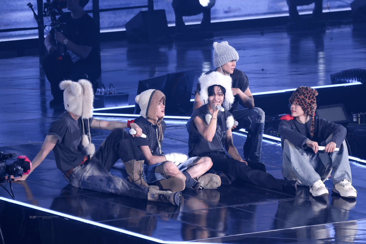 𝗧𝗢𝗣 tweet media