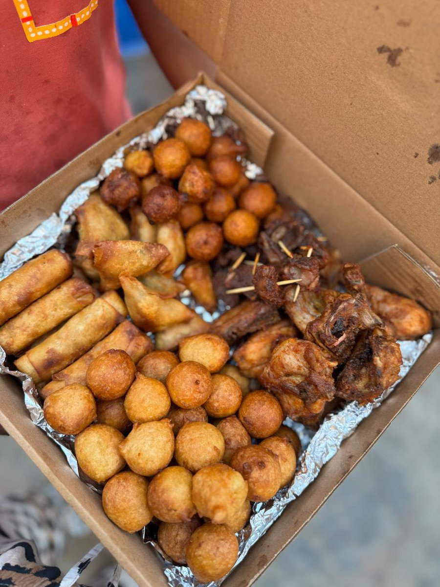 ChopsByTee's tweet photo. This is your sign to include small chops platters in your Eid menu 😍🔥
Because every celebration deserves something tasty

Thank you for your RTs🙏🏼🤍🤍🤍🤍 https://t.co/uLOpIRwKtZ