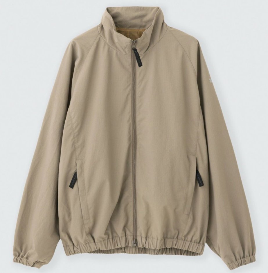 FlowerandSons's tweet image. 2026 SPRING&amp;amp;SUMMER  NEW!!
WILDTHING    mens(womens)

US NAVYのフィジカルトレーニングジャケットを再構築。
あえてショートパンツとのセットアップでご提案です。
Size S / M / L     col BEIGE
ジャケット　29700円
ショーツ　　17600円

#wildthings #新潟