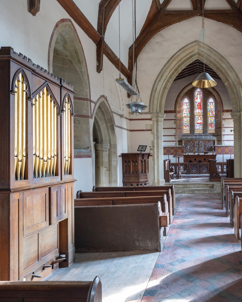 Friendless Churches tweet media