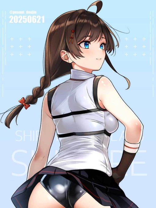 先日ポストした時雨ちゃんを少し修正しました☺️
背中のラインやスカートのなびき方を意識しながら仕上げました✨️
艦これ/時雨改三 