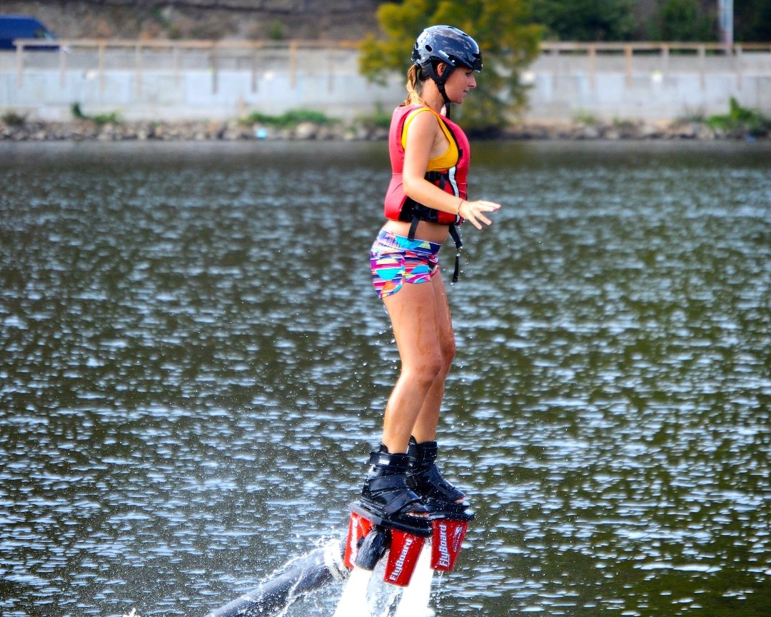 Flyboard_CZ's tweet image. Proč kupovat Flyboard voucher už na jaře? 🌊 Vyhnete se letnímu shonu, ulovíte nejlepší termíny a máte v kapse top dárek pro každého odvážlivce. Nečekejte na tropy, buďte připraveni zářit na hladině! 🚀

Více zde: flyboard.cz/proc-koupit-fl…

#flyboard #adrenalin #leto #zazitek