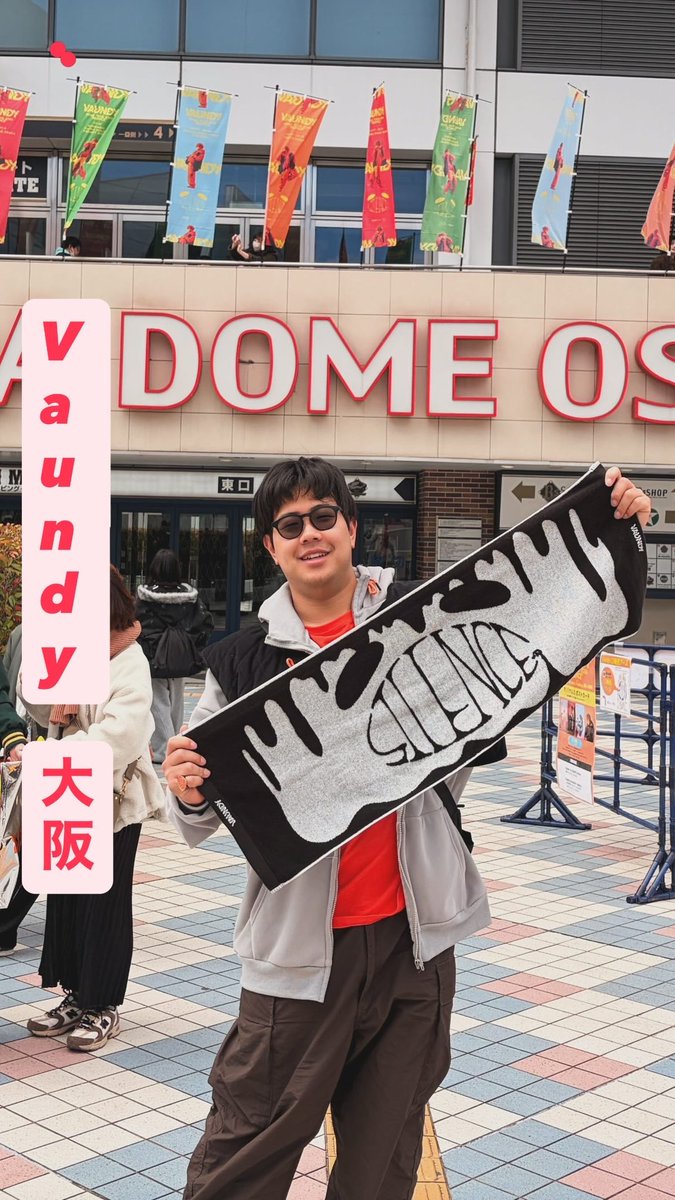 まる tweet media