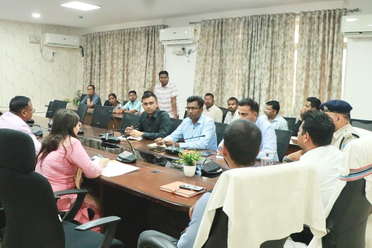 DC West Singhbhum tweet media