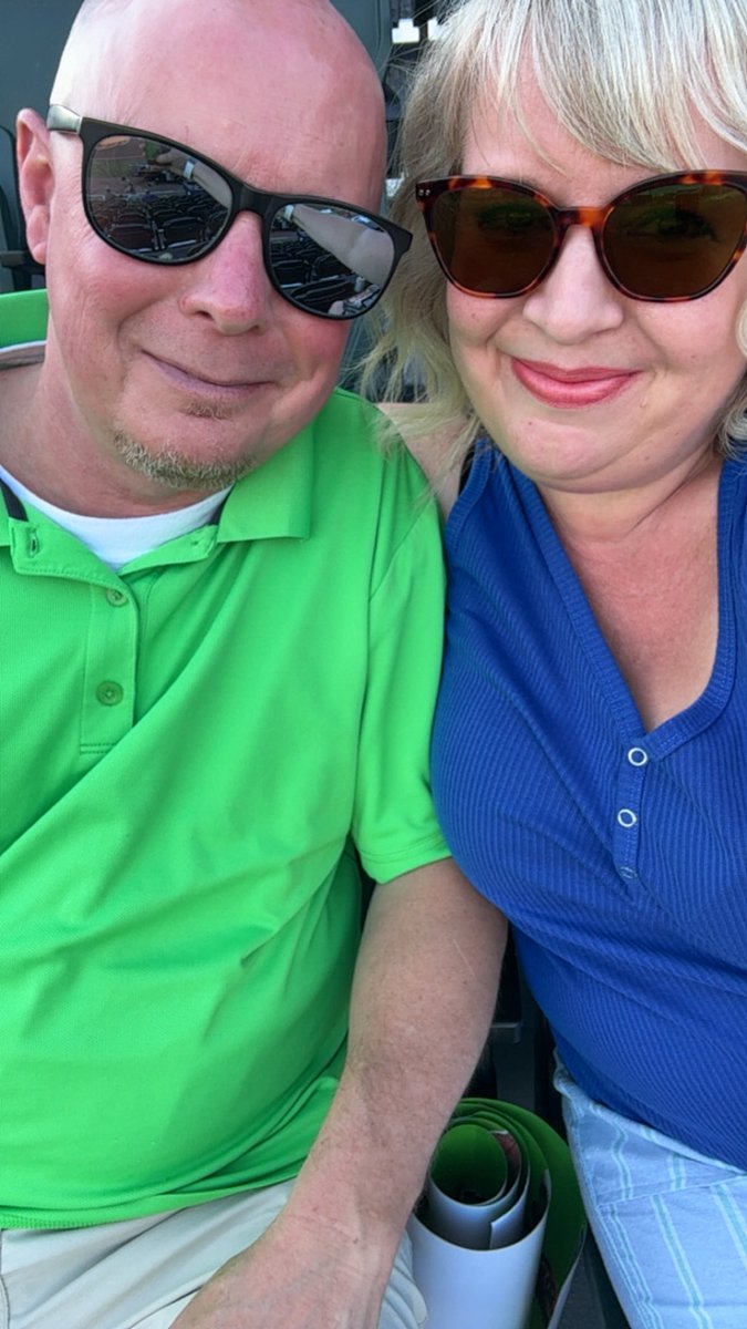 Kelly Parks 🌴🌺 tweet media