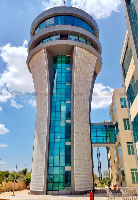 UpdatesChennai's tweet photo. Madurai Airport has got a 88 Crs new Air Traffic Control Tower-cum-technical block. Looks better than one at Chennai  and probably the best in the state as of now...👍 https://t.co/SzhBtZIZWm