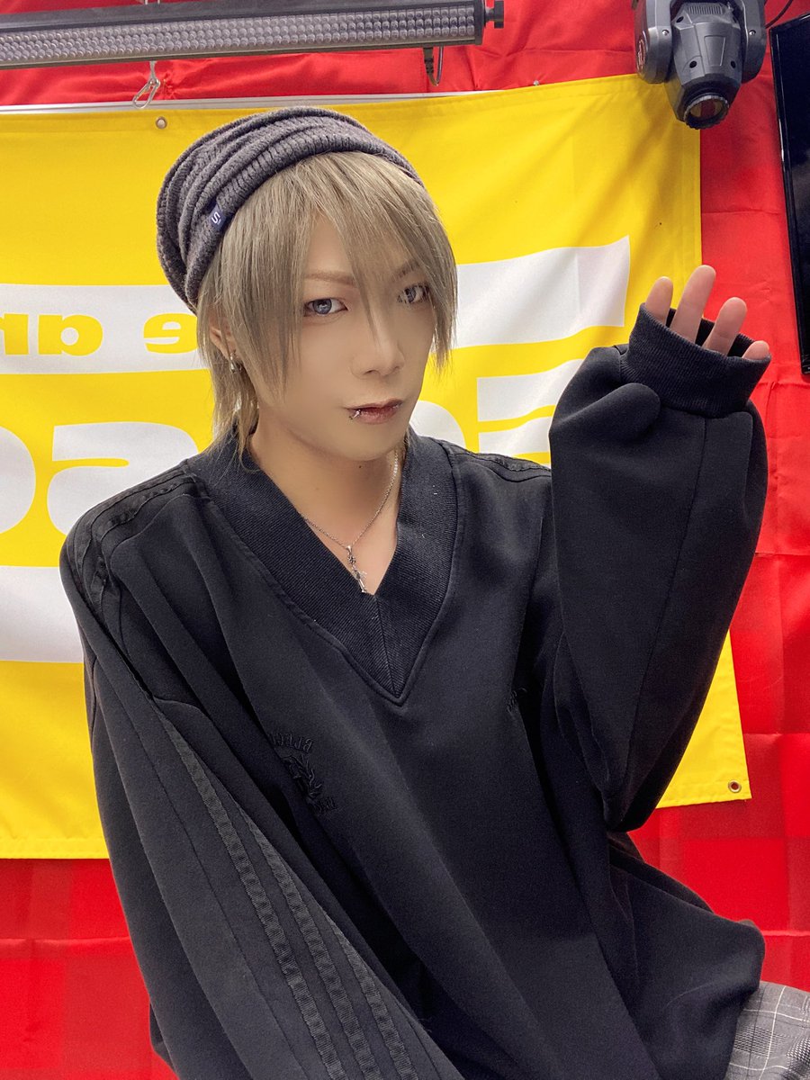 r_shitei_kd_'s tweet photo. ライカありがとう😊
久しぶりに一人インストア楽しかったね^ ^
結構お待たせしてしまってごめんよ、
風邪ひかんよーにな！
明日のKiDも宜しくね^ ^ https://t.co/g7ddZG0YMR