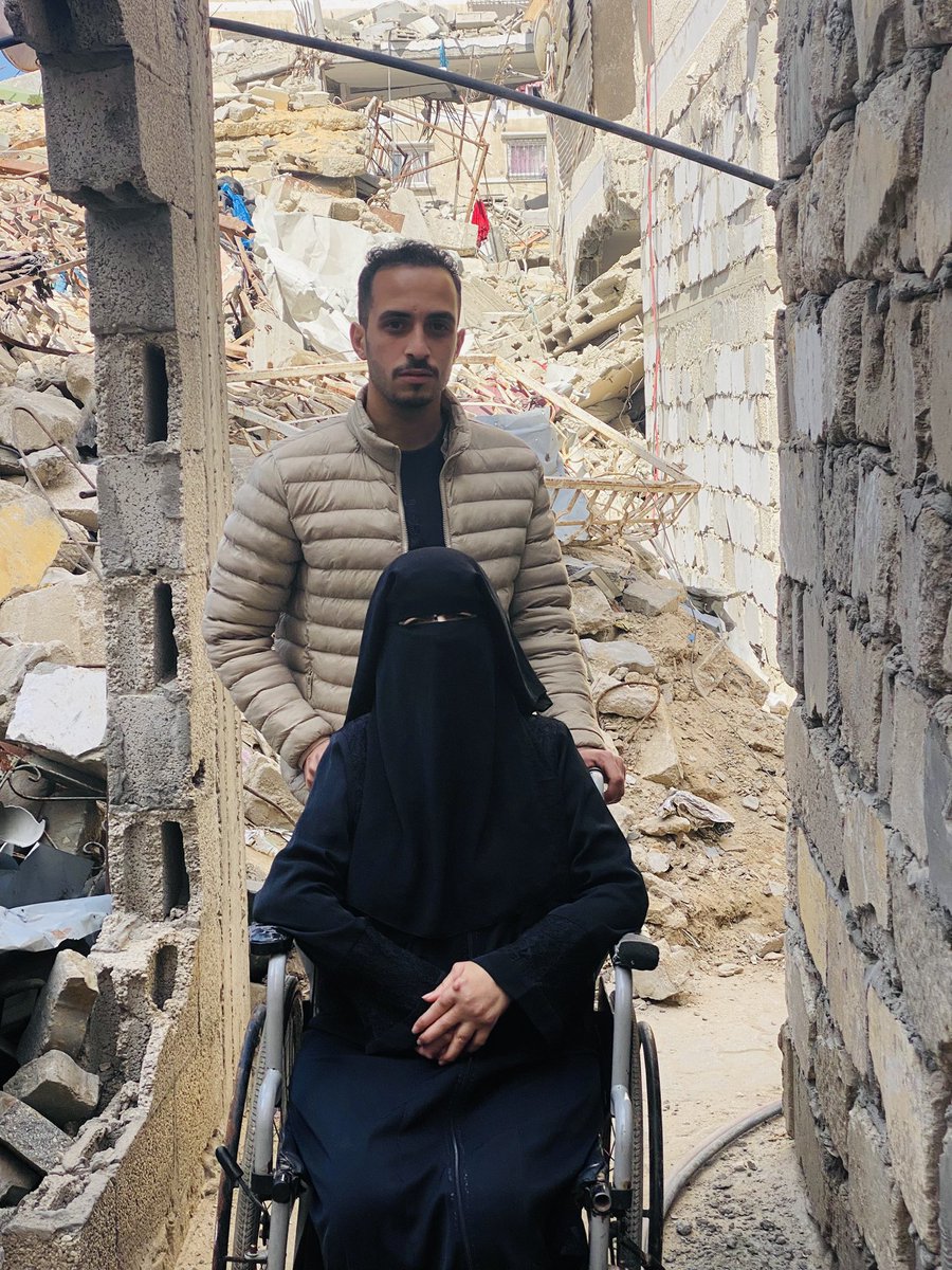 yaseen2001_'s tweet photo. Sadly, every day I plead for help to support my family, but no one seems to care. We are struggling to survive, yet our voices go unheard. It hurts to be ignored when all we ask for is the chance to live with dignity. Please, don’t turn away from our pain
https://t.co/yzQAdd8Jdx https://t.co/rNwzm6syiN
