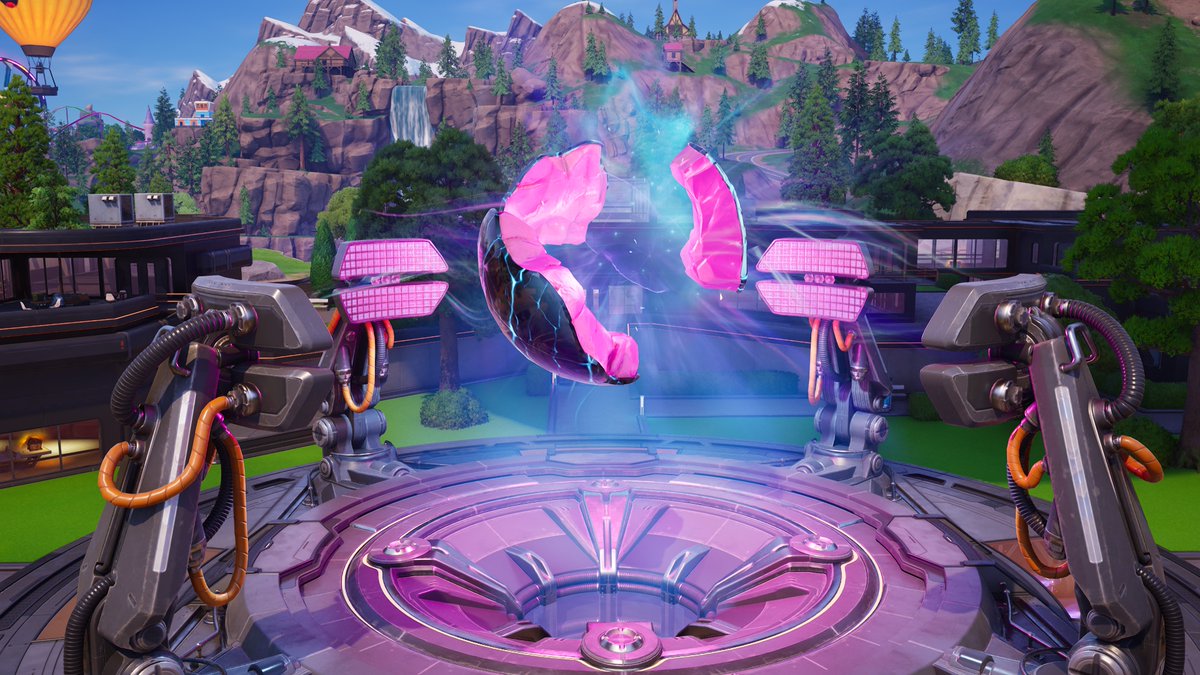 FortTracker tweet media