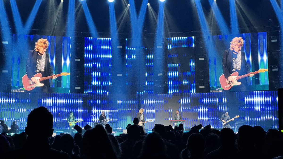 Katrina formerly of Katrina & The Waves tweet media