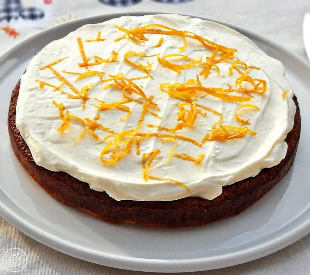 FabFood4All's tweet photo. Looking for a moist, delicious cake that's easy to make? Try Quick & Easy Spelt Butternut Squash Cake! It's flavoured with allspice, ginger & orange & studded with sultanas, then topped with orange cream cheese icing. https://t.co/4DGbygl2BA #butternutsquash #cakerecipe #cake https://t.co/F7zS2WUR4R