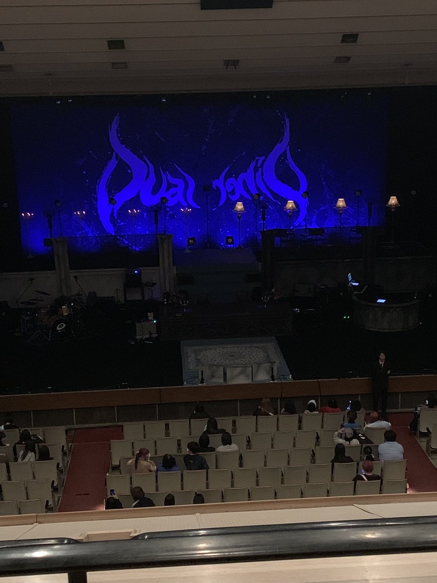 seeker_hiro's tweet photo. 本日こちら！
武道館から半年ぶりの、あのちゃんのホールツアー愛知を姪っ子と参戦🚃
グッズは被りを姪っ子が交換して来てくれた👍
2階席から初めて見たけど、全体見れて、あのちゃんの全身全霊さがよく伝わるイイ景色だったよー😊
次はボクは新潟！何卒、宜しゅう🐭

#ano #DUALDINER  #でゅあだい https://t.co/bqmgPGKK1a