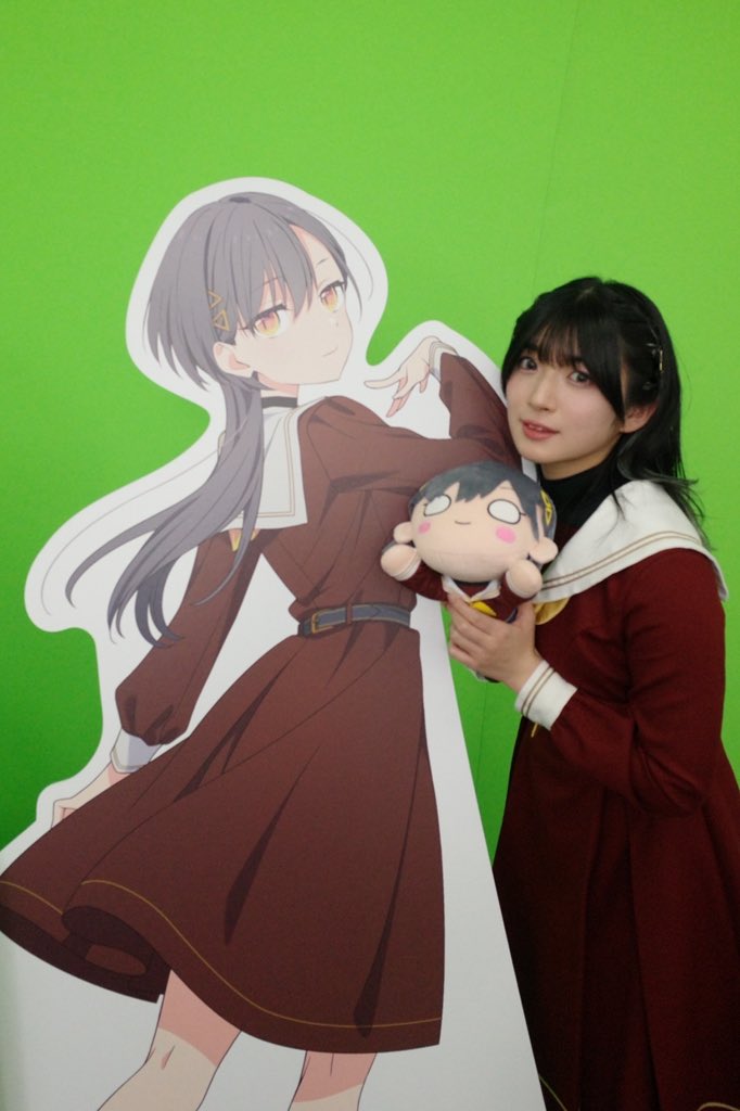 『#リンクラ生放送 ブルパ直前！
チョコケーキのお返し待ってるよ♥ホワイトデーSP！』ありがとうございました🪷

とても尊い配信だった📺
念願のMサイズ寝そべり😭💕

3月30日20:00~Bloom Garden Partyでお会いしましょう💚

#蓮ノ空 #リンクラ #lovelive