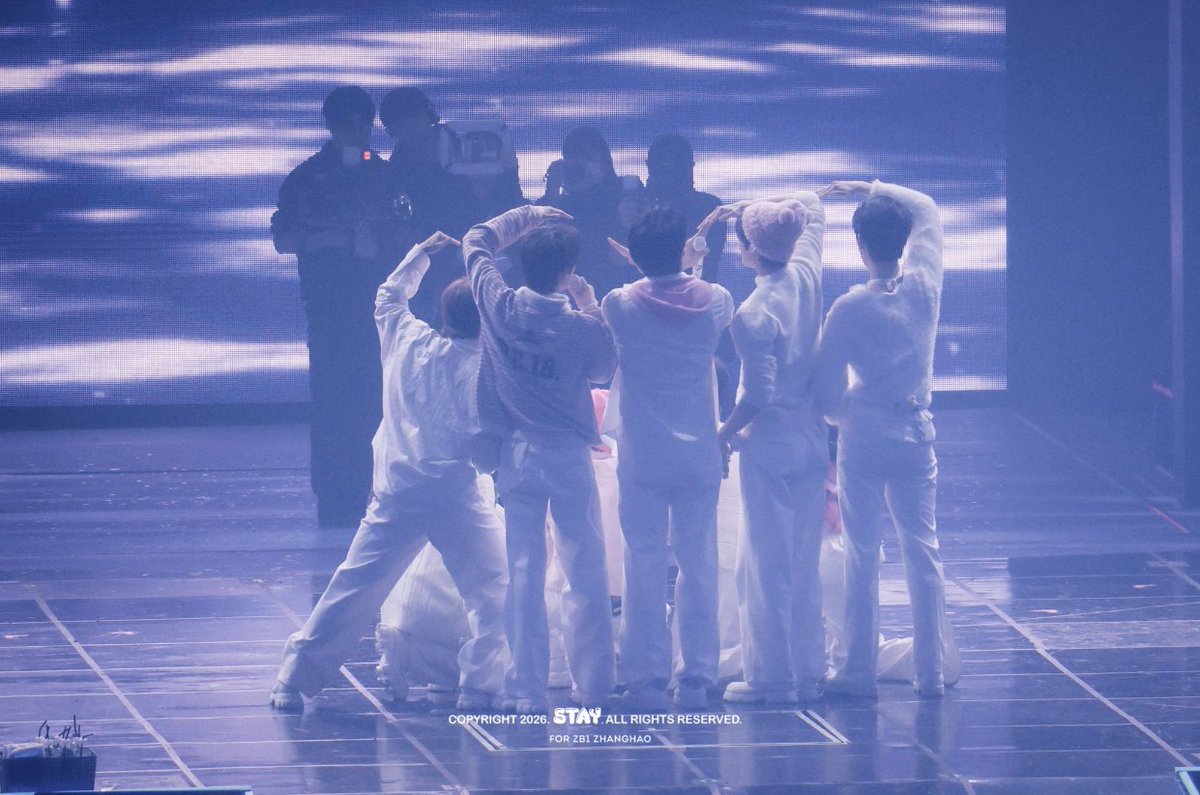 ⋆˚࿔ eva⁹ tweet media