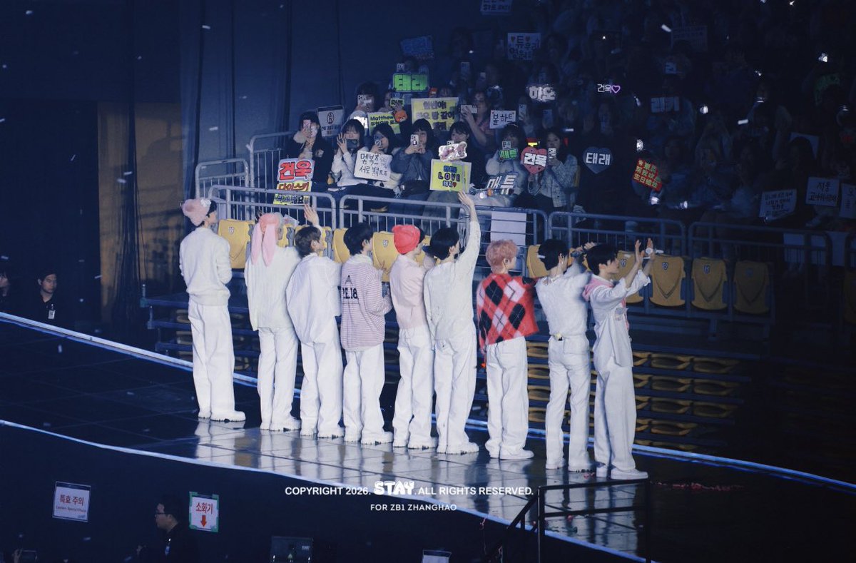 ⋆˚࿔ eva⁹ tweet media