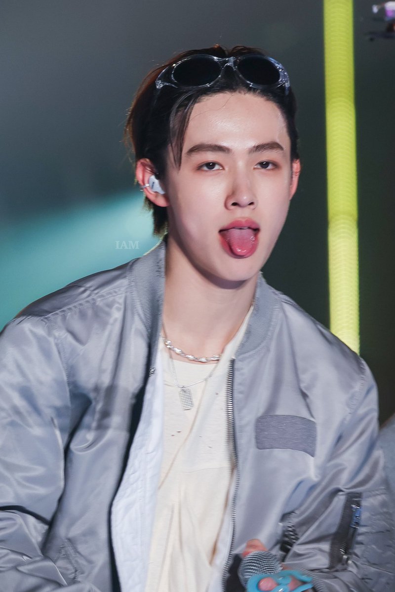 𝐈𝐀𝐌 tweet media