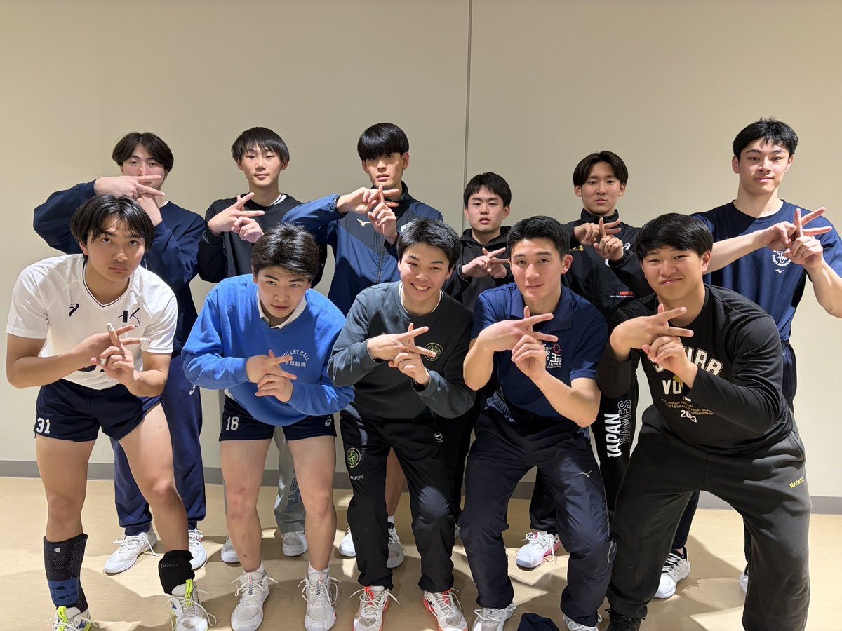 本日 #SproutCamp が開催されました🌱
今年の #春高 を沸かせた高校生たちが一足早く大学のユニフォームを着てプレーをしました🌸✨
そんな新1年生たちをパシャリ📸
Sprout  Campの様子は後日公開します😊

そして、春季リーグは4月11日(土)小田原アリーナにて行われます🎶