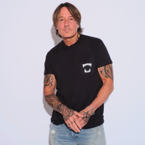 “God bless Lola Young”: Keith Urban defies algorithms to champion British soul - #keithurban <a href="/KeithUrban/">Keith Urban</a>
Read the full article here: ift.tt/TRWiadM
More on Music-News.com