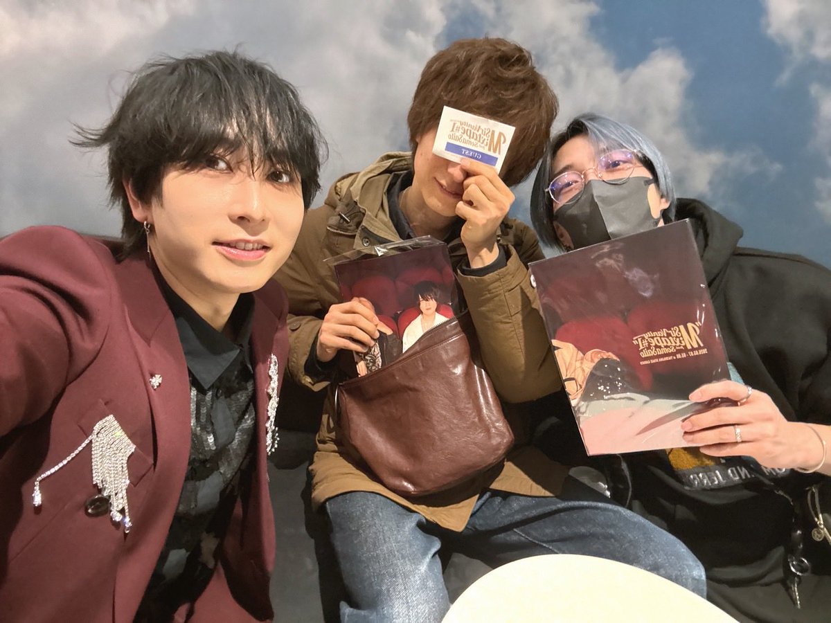 今日もこんな遅い時間まで聞いてくださり誠にありがとうございました