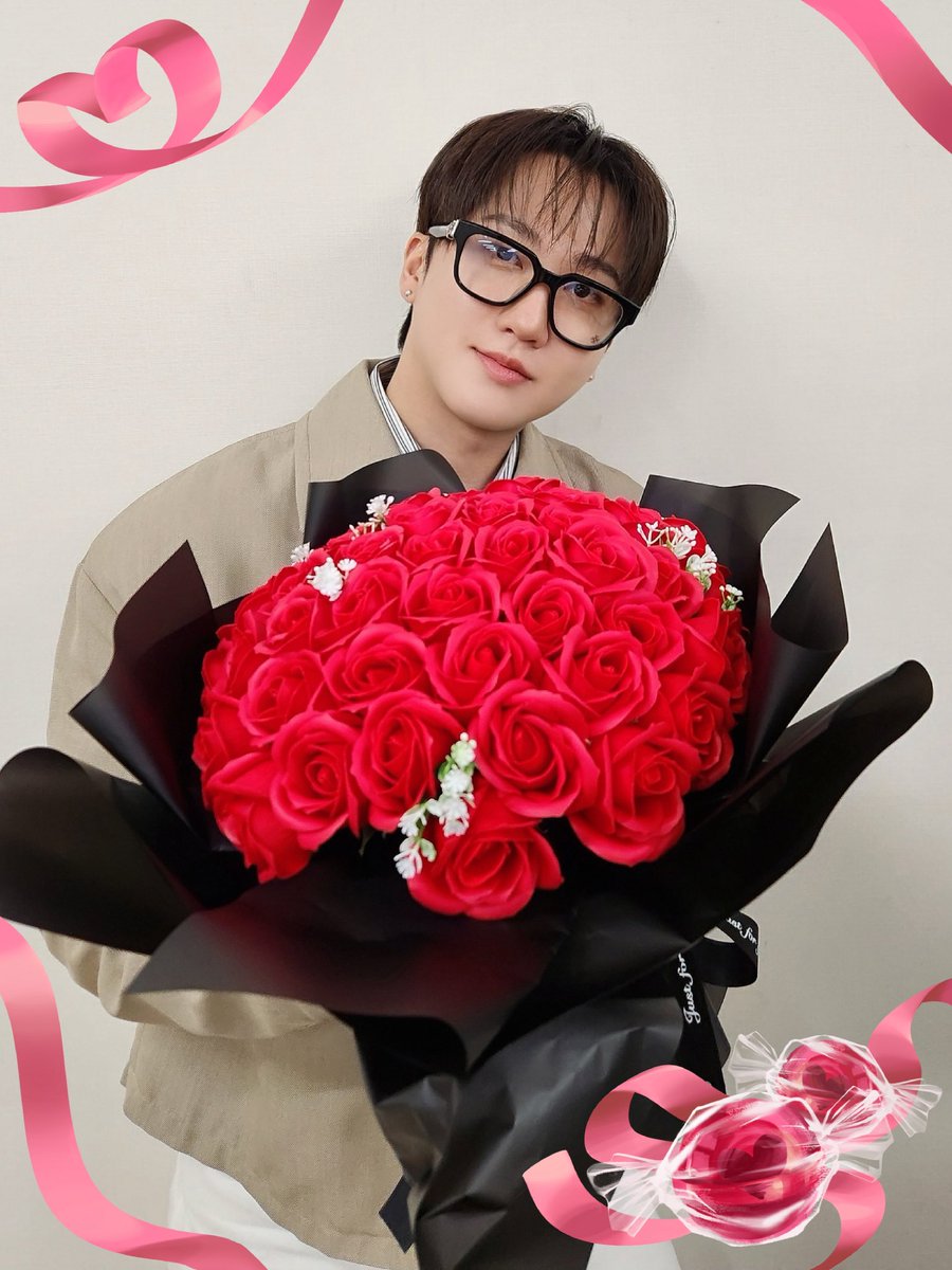 cghanbin's tweet photo. Happy White day https://t.co/N2hbugFtp4