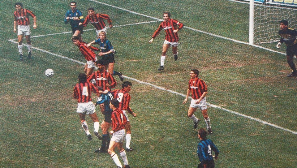 Como a Serie A passou de centro do mundo… para perder influência?

Durante quase 20 anos, a Serie A foi a liga mais poderosa do planeta. Mais estrelas. Mais dinheiro. Mais títulos europeus.

Mas hoje é diferente... 🧶
<a href="/cesar21costa/">César Costa</a>