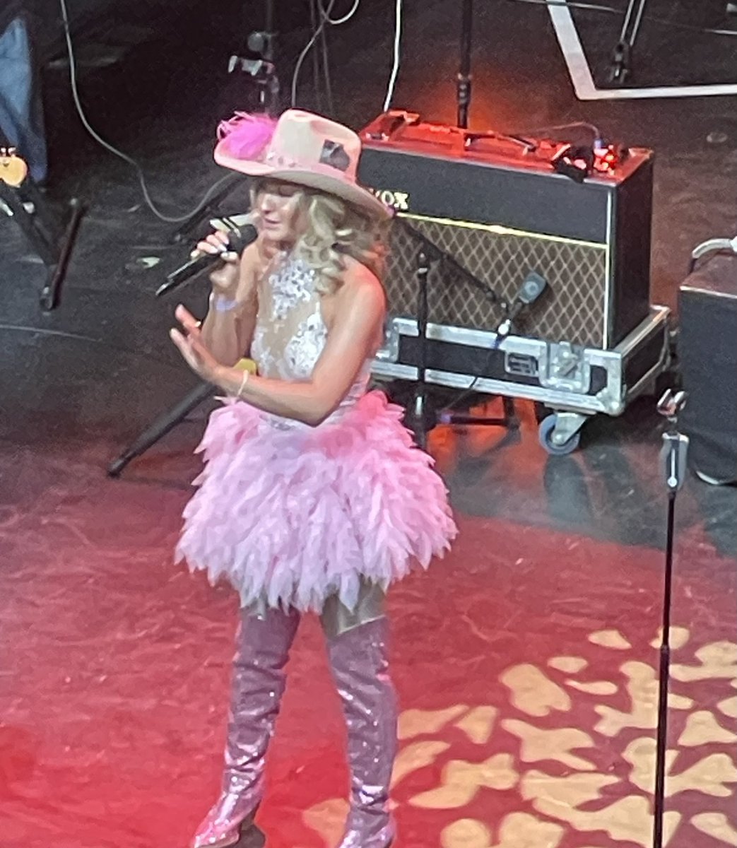 Michael Evans tweet media