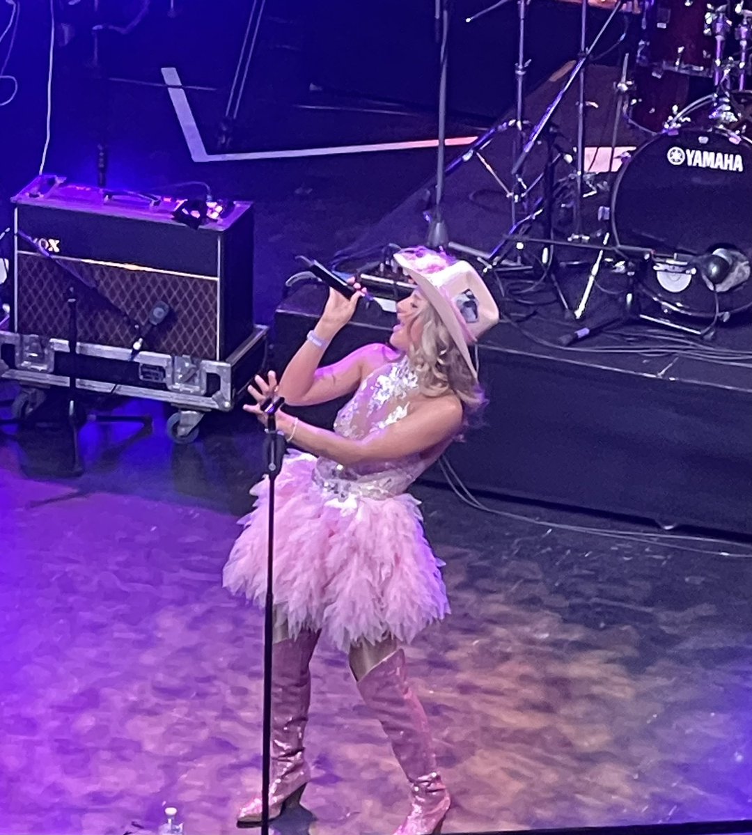 Michael Evans tweet media