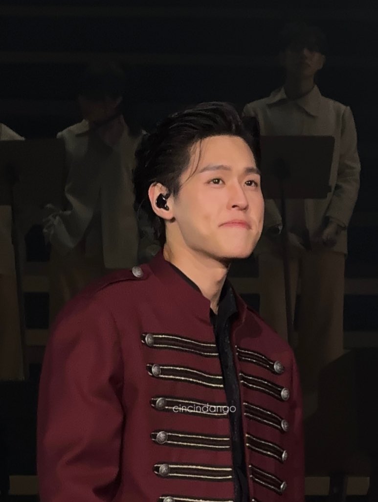 cincindango's tweet photo. 🐱 : This hairstyle is my favorite 

#bbillkin 
#BILLKIN_FELLQUENCY_D2 https://t.co/xoBAkVCjkA