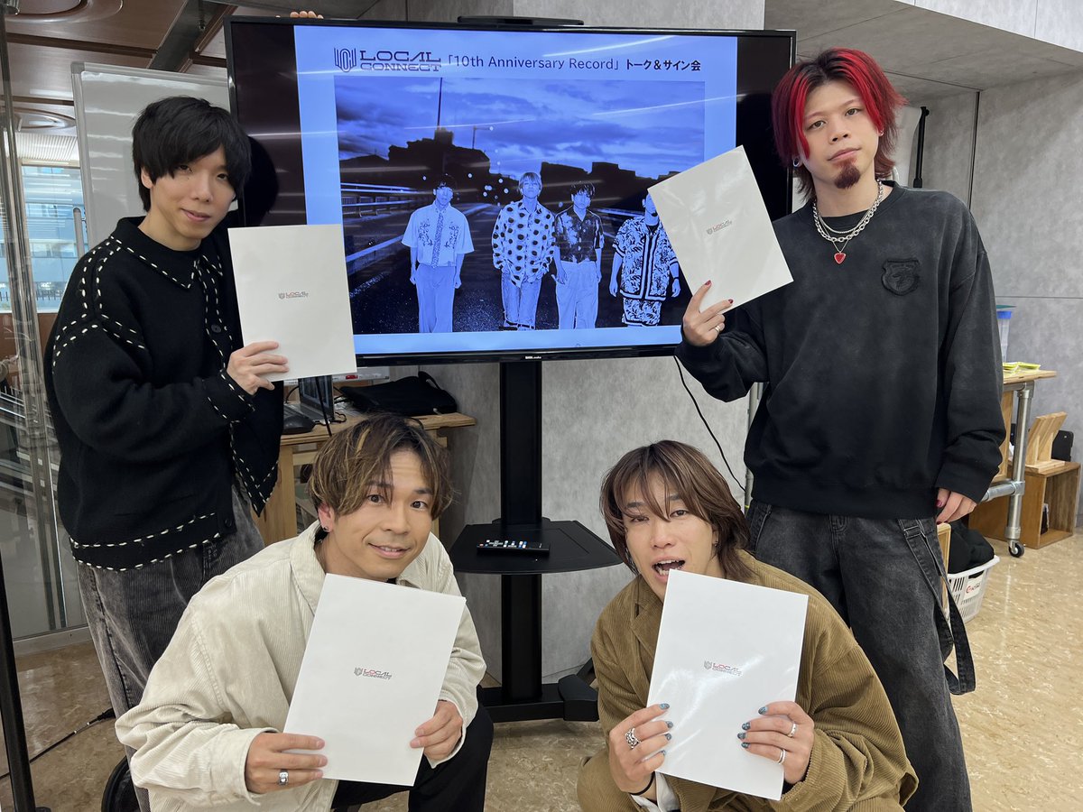 LOCAL CONNECT tweet media