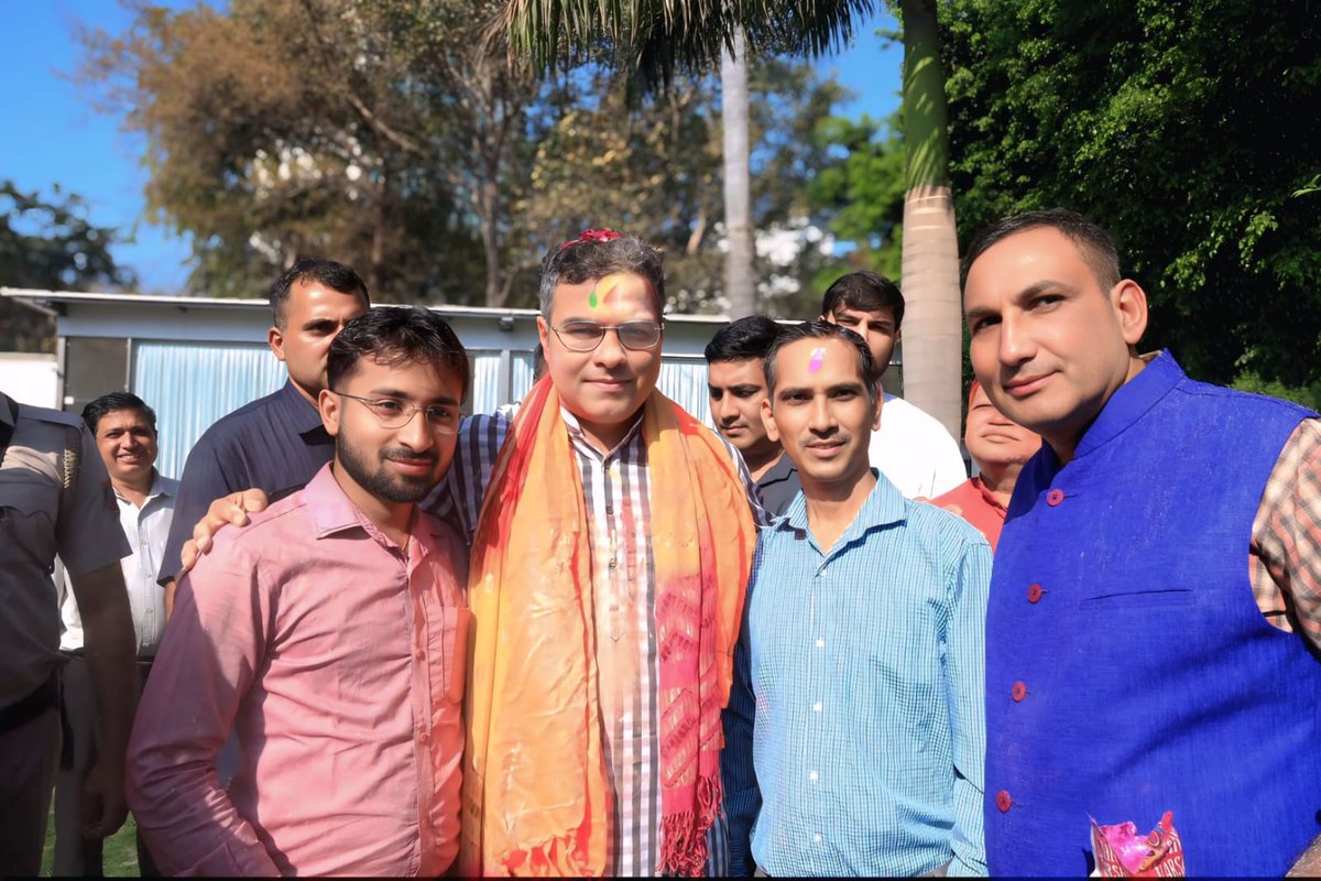 DeepakJ19821813's tweet photo. https://t.co/mPSKsPzQZO