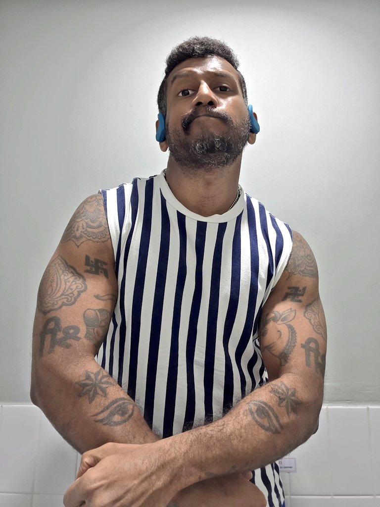 shriparwandram tweet media