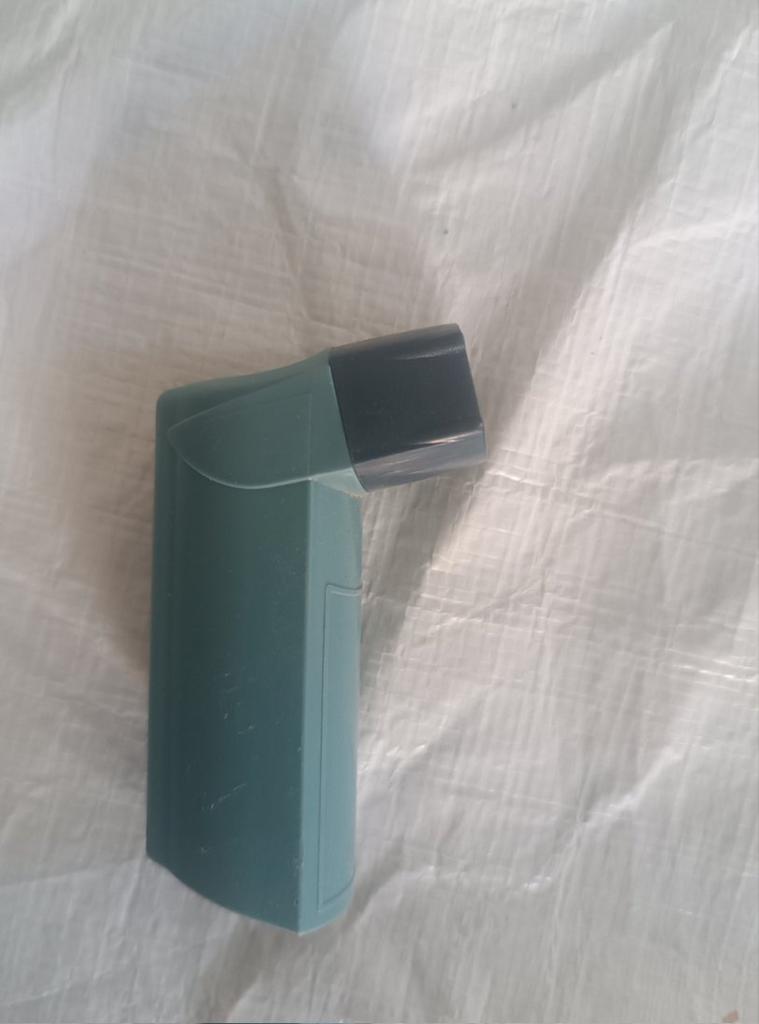 HE DIES 😭

Because of this broken piece, my father woke up struggling to breathe—he was choking and nearly died His condition deteriorated rapidly, and he is now in the hospital needing an inhaler

If you’re scrolling, PLEASE leave a dot . it's just a dot
chuffed.org/project/154635…