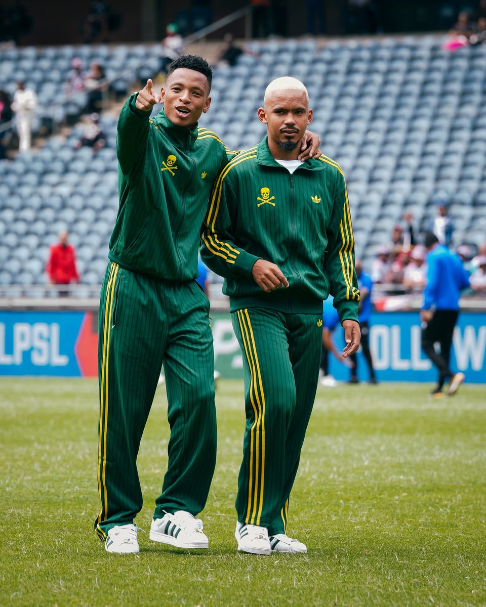 Orlando Pirates and Adidas doesn't want to see us with money,how much is this whole outfit?🔥🔥