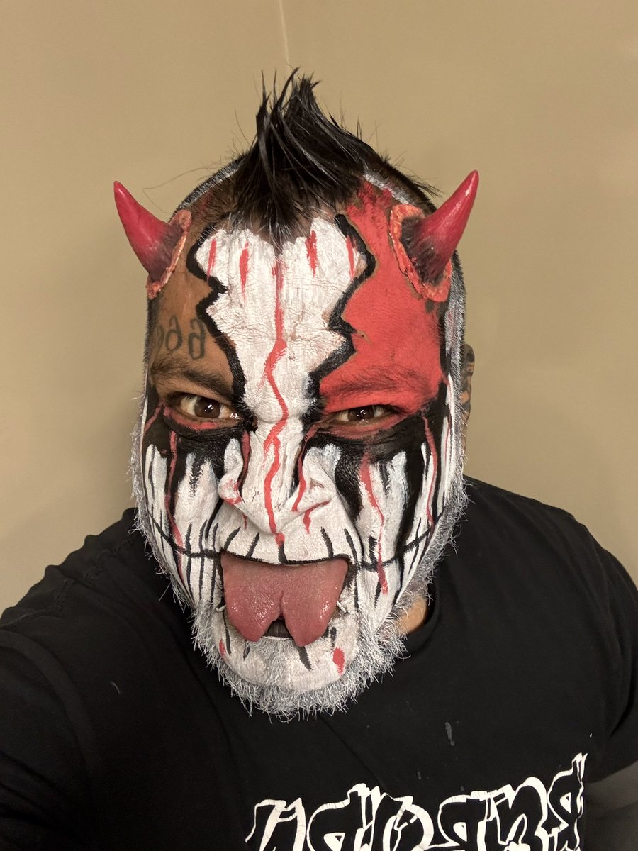 DEMUS DEMONIO デムース tweet media