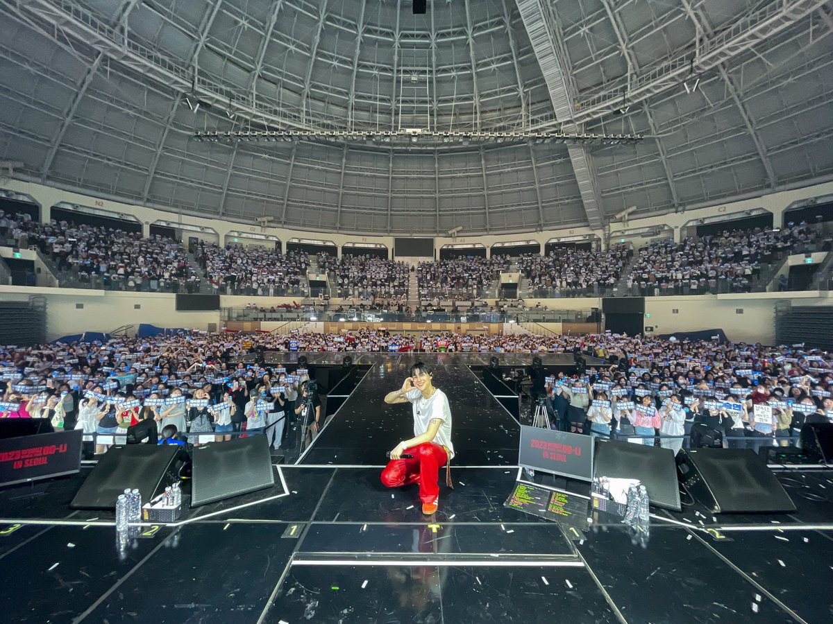 코리 tweet media
