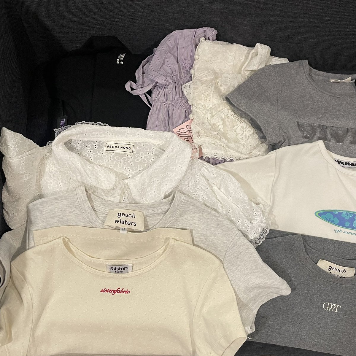 เสื้อก็ขาย สอนพิเศษก็ด้วย tweet media