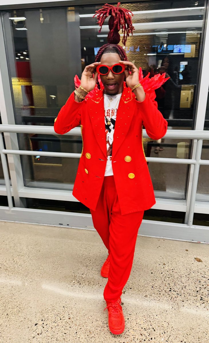 Memphy23's tweet photo. Helloooooooo ❤️‍🔥❤️‍🔥

It's meeeee 💥 I AM THE DRAMA 
Cardi B concert in Minnesota 👏🏾👏🏾 Definitely need that best dressed grand prize 🏆 @iamcardib 2026 Take overrrrrrr 😘 https://t.co/LqD8ObfNVE
