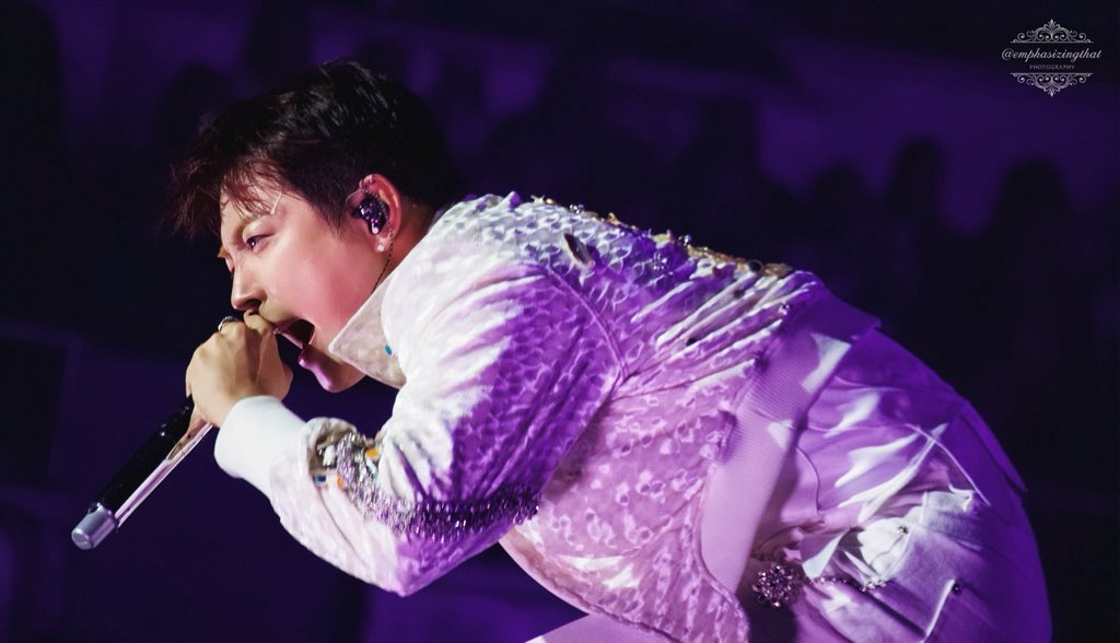 みるみる tweet media