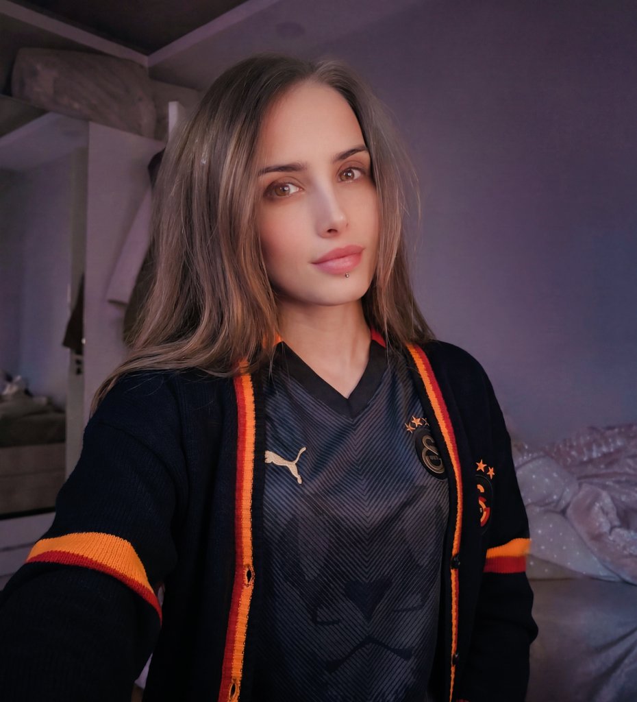 Meleknur Deniz tweet media