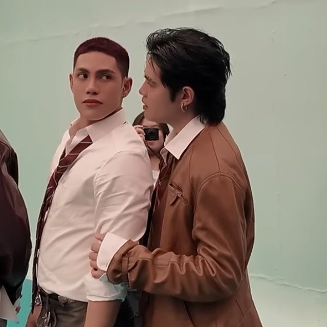 stelljunhub's tweet photo. okay boys we get it on all angles 
#stelljun #pabstell https://t.co/SkKtq5v1yP