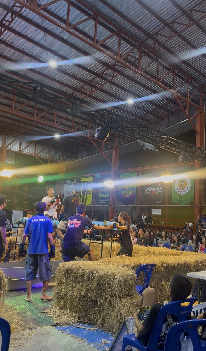 えーーRWS羨ましい
俺もラジャ行ける！おもて車乗って着いてったら
バンブーファイトしててんな笑笑