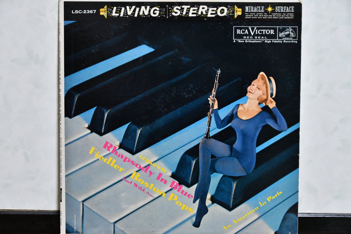 ボルフ tweet media