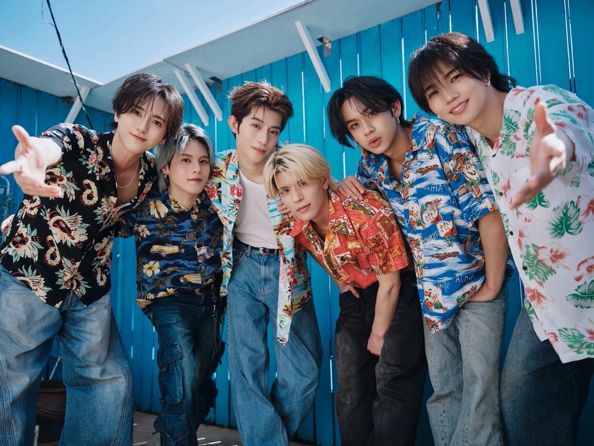 official_enjin's tweet photo. 「ENJIN 6th Anniversary LIVE in 沖縄」決定！

お待たせしました！
6月27日(土)
「ENJIN 6th Anniversary LIVE in 沖縄」の開催が決定しました！
さらに、6周年を記念してENJIN初となるファンクラブ旅行企画も決定！

ENJINと夢のような沖縄旅行を満喫できます。
大自然の特別な空間で素敵な思い出をたっぷり作りましょう！

⭐旅行期間 
2026年6月27日(土)～6月28日(日) [2日間]

詳細は後日ご案内します。お楽しみに！