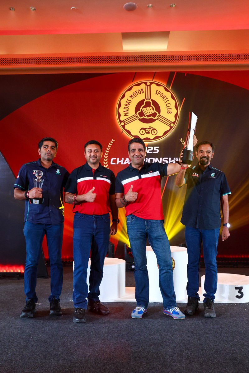 Vimalsumbly's tweet image. We don’t follow racing.
We build it. 

TVS Racing (2025 season) Won
- 8/9 National Championships
- Pro Stock 200 + 300-400 dominance
- EV Racing Championship
3000+ riders trained

TVS Racing = Performance First

#TVSRacing #Apache #PerformanceFirst #IndianRacing