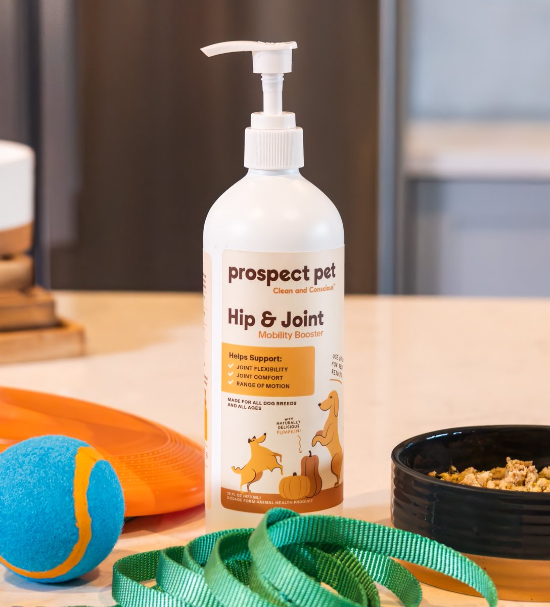 ProspectPet's tweet photo. 🦴🐾 Hip &amp; Joint Mobility Booster—supporting joint comfort, flexibility, and range of motion so your pup can enjoy playtime to the fullest! 💛🐶 https://t.co/aZFy5SmhBJ