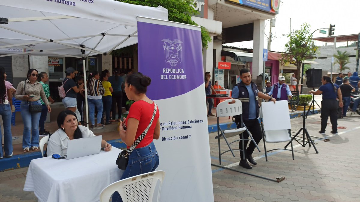 Dirección Zonal 7 de <a href="/CancilleriaEc/">Cancillería del Ecuador 🇪🇨</a> participó en Brigada Social por el Nuevo Ecuador desarrollada el 13 de marzo en el cantón Arenillas <a href="/GoberElOro/">Gobernación de El Oro</a>